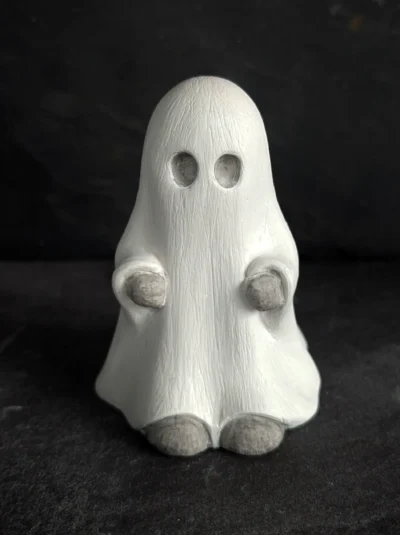 001 The Original Wee Ghostie Front View
