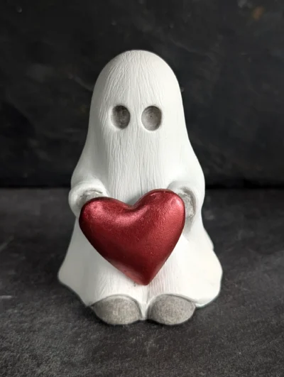 The Love Heart Wee Ghostie Front View